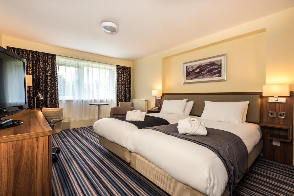 Cheap Hotels in York Save up to 60 on 3 and 4star hotels