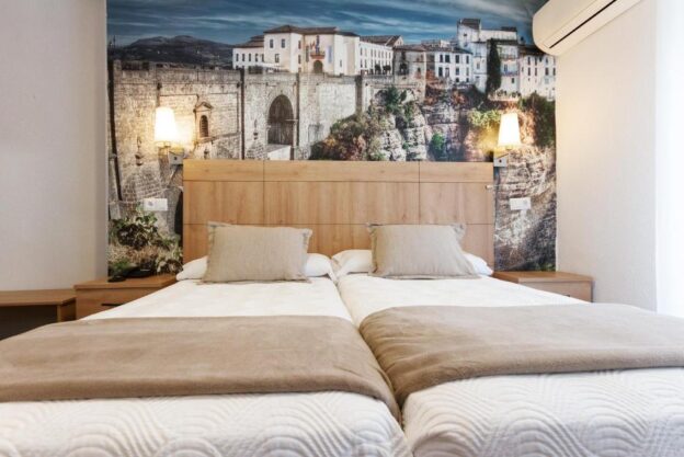 Editor Picks: Cheap Hotels in Ronda, Spain